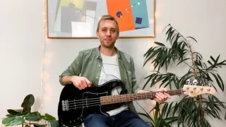 Beginner Bass Guitar Lessons: A Complete Guide